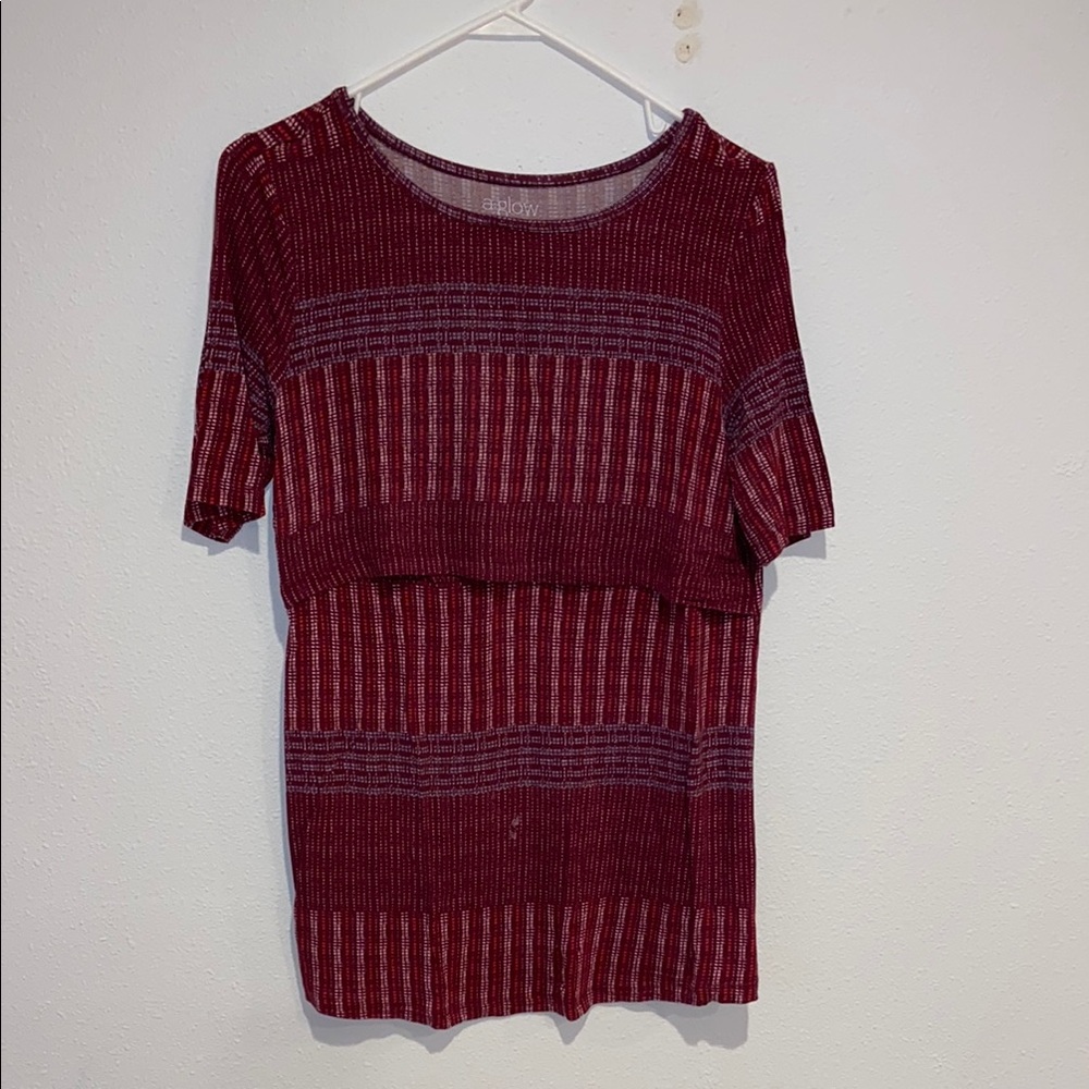 Short Sleeve Nursing Top, Size Large